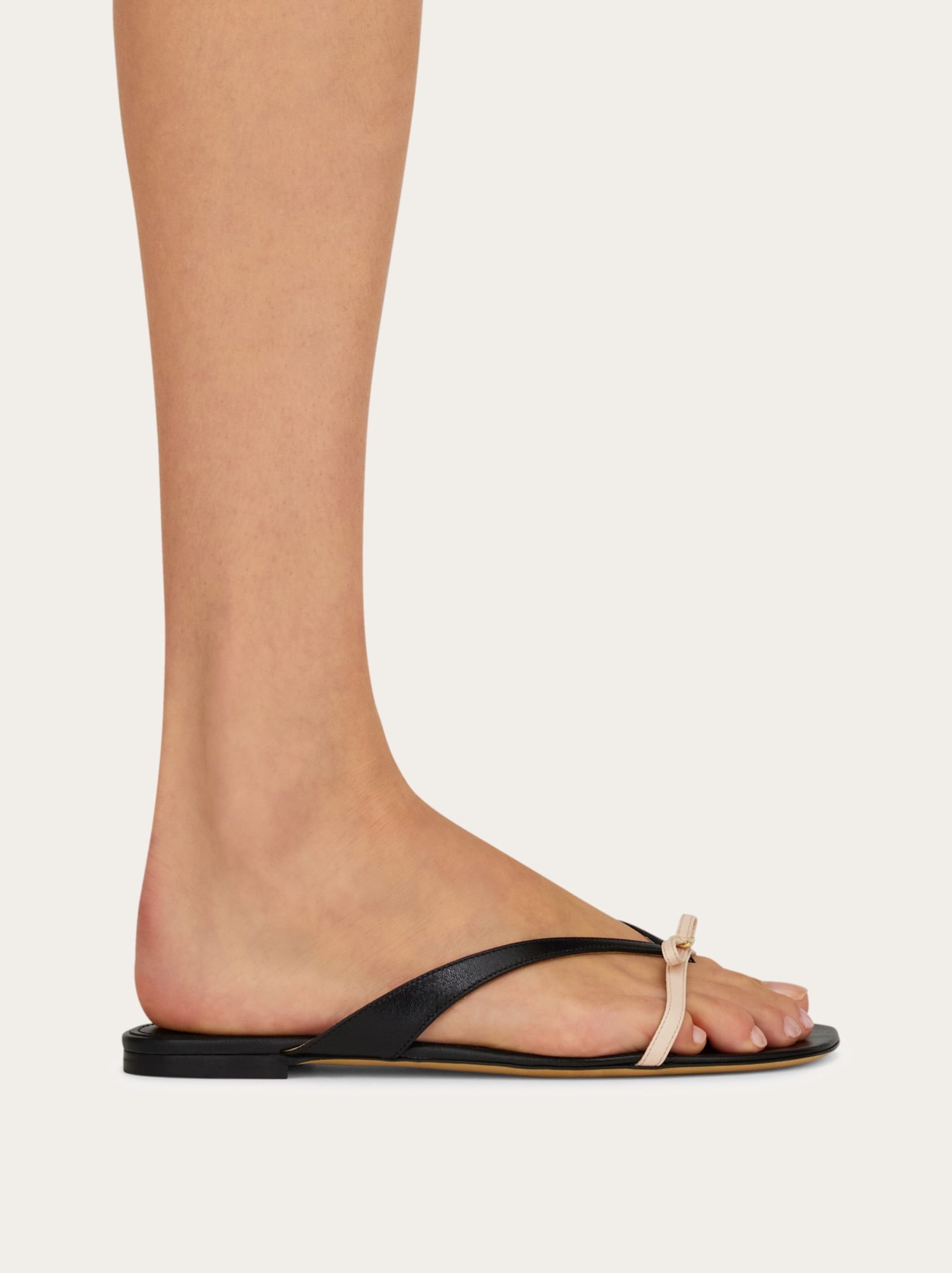 Ferragamo Mini bow flip flop - Image 4